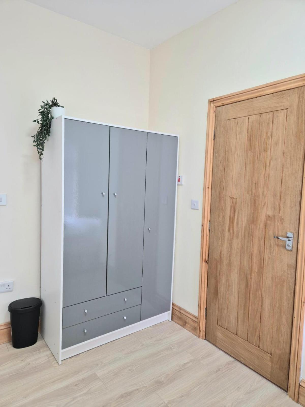 Rooms In Manchester 6 Minutes Drive To Victoria Station エクステリア 写真