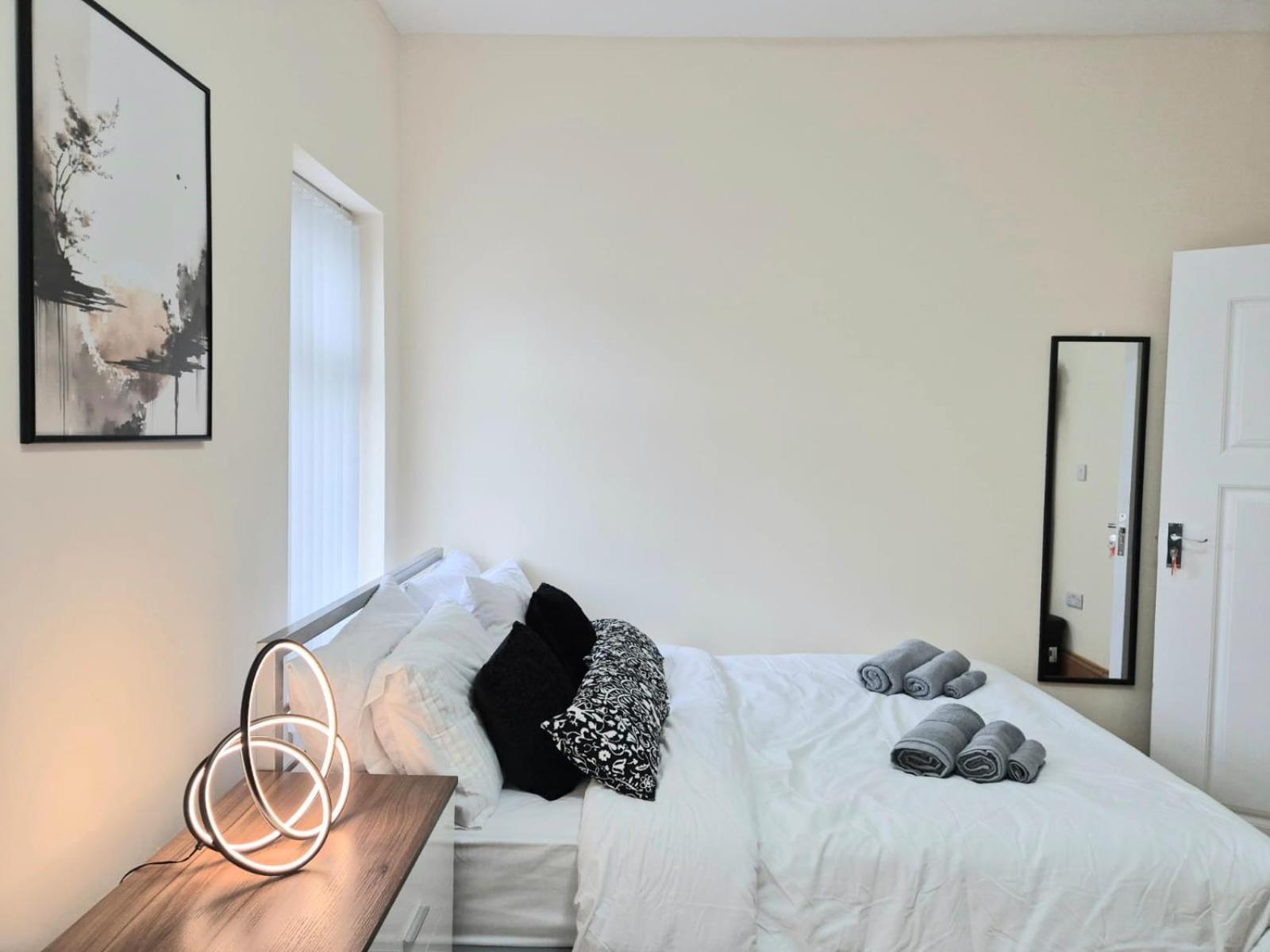Rooms In Manchester 6 Minutes Drive To Victoria Station エクステリア 写真